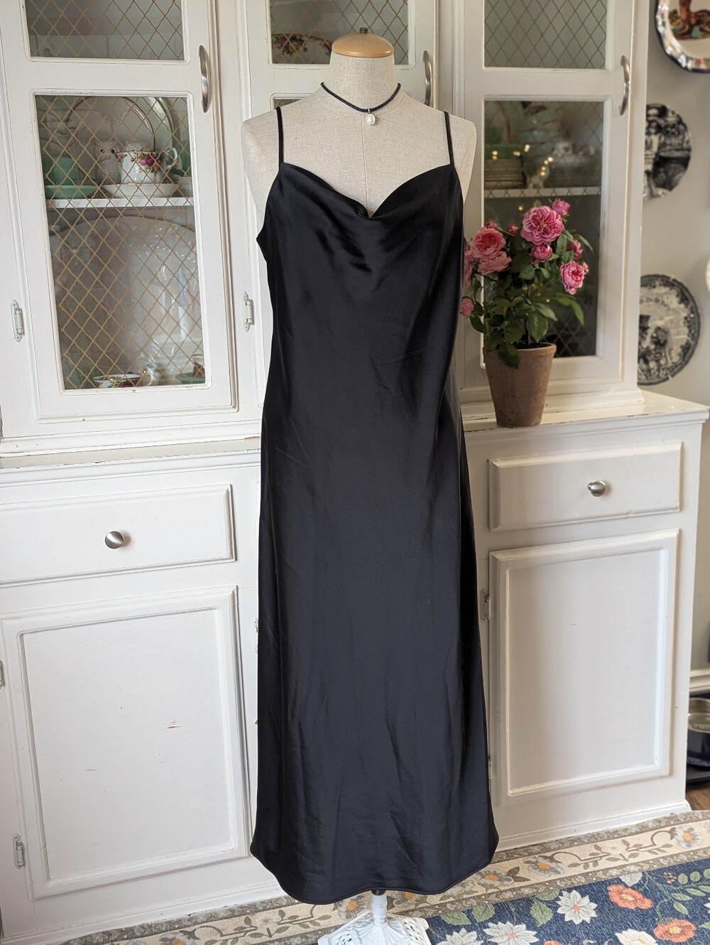 Med BR Elegant Black Silk Like Adjustable Spaghetti Strap Slip Dress Cowl Neck